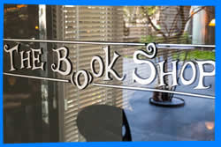 Бар The Book Shop на Сукхумвит 38