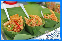 Воскресный вечерний рынок Чианг Мая - Chiang Mai Sunday market