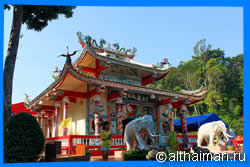 Chao Po Koh Chang Shrine