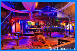 Where to Go at Night in Bailan beach 