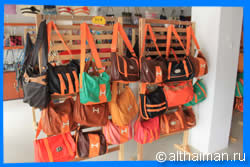 Textil, handbags, tailorsr and beachwear in Koh Chang