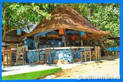 Klapa Klum beach bar 