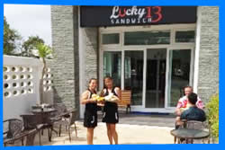 Ресторан Lucky 13 Sandwich в Пхукете,  Пхукет Отзывы, Свежие и Здоровые Бутерброды в Равай Бич