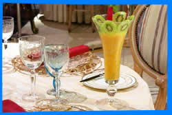 Ресторан Royale Nam Tok, Пхукет,  Катху Рестораны & Кухня