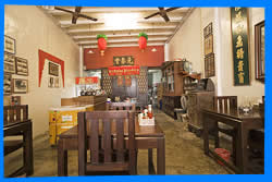 Ресторан Kopitiam by Wilai в Пхукет Тауне, Подлинный Ломтик Реальной Темы