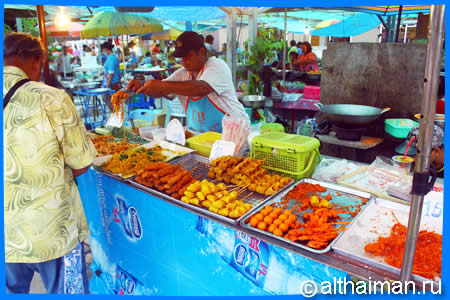 Big C Food Market, Where to Eat in Baan Tai Beach