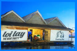 Loi Lay Floating Bar